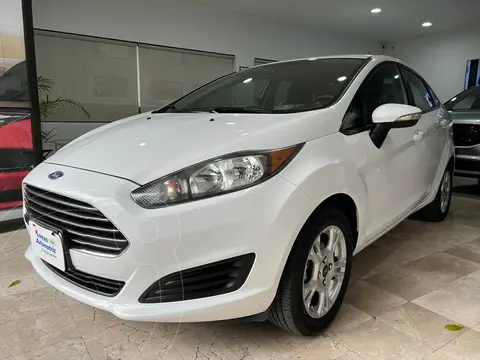 Ford Fiesta Sedan SE usado (2016) color Blanco precio $195,000