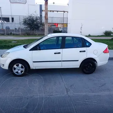 Ford Fiesta Sedan Titanium usado (2007) color Blanco Oxford precio $55,000