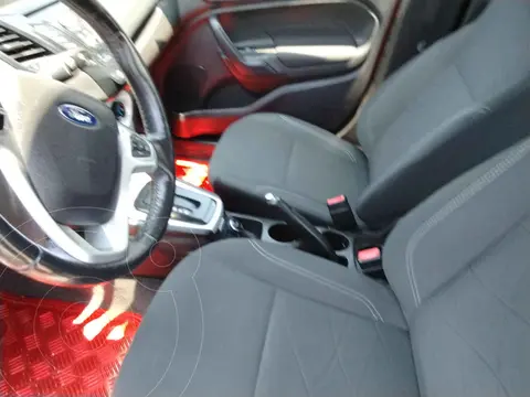 Ford Fiesta Sedan SE Aut usado (2015) color Rojo precio $138,000