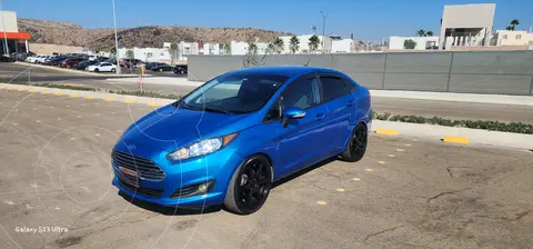 Ford Fiesta Sedan SE Aut usado (2017) color Azul precio $110,000