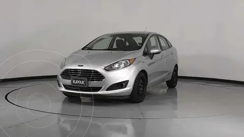 Ford Fiesta Sedan SE Aut usado (2015) color Plata precio $176,999