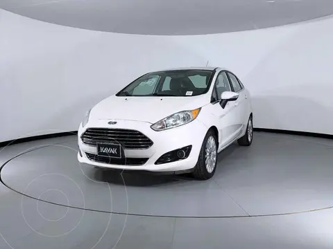 Ford Fiesta Sedan Titanium Aut usado (2016) color Blanco precio $227,999