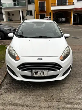 Ford Fiesta Sedan S usado (2015) color Blanco precio $129,000