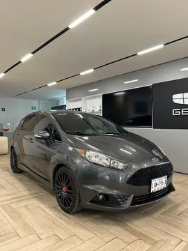 Ford Fiesta ST 1.6L usado (2017) color Negro precio $244,900