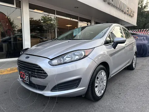 Ford Fiesta ST 1.6L usado (2015) color plateado precio $130,000