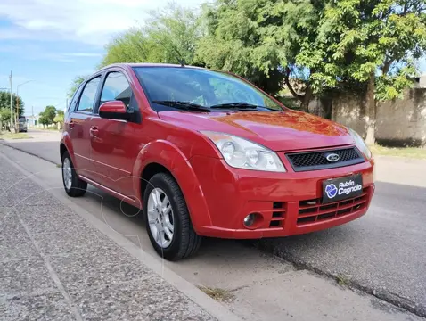 Ford Fiesta  FIESTA 1.6 5 PTAS EDGE PLUS usado (2007) color Rojo precio $10.000.000
