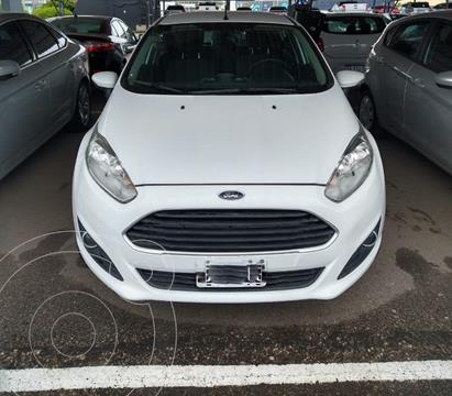 Ford Fiesta 5P Titanium Kinetic Design usado (2014) color Blanco precio $1.260.000