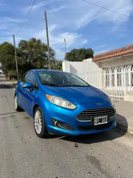 Ford Fiesta  5P LX 1.6 Ac usado (2014) color Celeste precio $12.500.000