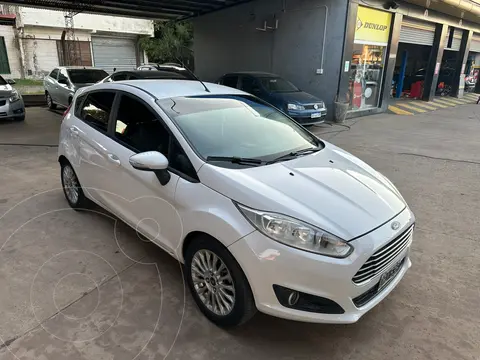Ford Fiesta  FIESTA  1.6 5P SE             (KD) usado (2015) color Blanco precio $3.850.000