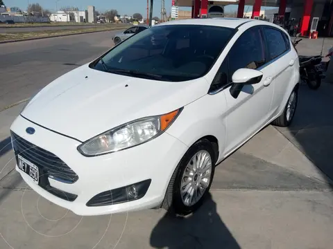 Ford Fiesta  FIESTA  1.6 4P TITANIUM POWER.(KD) usado (2013) color Blanco precio $13.500.000