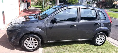 Ford Fiesta  5P Ambiente usado (2011) color Gris Grafito precio $9.000.000