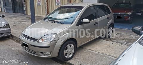 foto Ford Fiesta 5P Ambiente Plus usado (2005) color Ocre precio $399.990