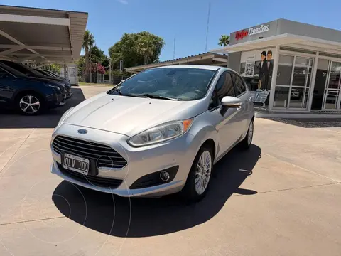 Ford Fiesta  FIESTA  1.6 5P TITANIUM L/14  (KD) usado (2014) color Gris precio $15.980.000
