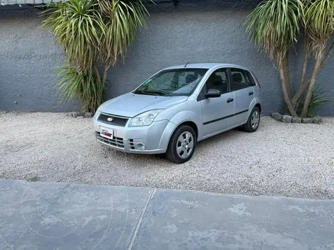 Ford Fiesta  FIESTA 1.6 5 PTAS AMBIEN. usado (2007) color Gris precio $8.000.000