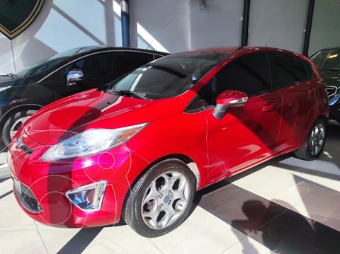 Ford Fiesta 5P Titanium Kinetic Design usado (2011) color Rojo Granate precio $1.030.000