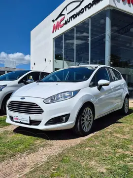 Ford Fiesta  FIESTA  1.6 5P SE             (KD) usado (2017) color Blanco precio $16.000.000