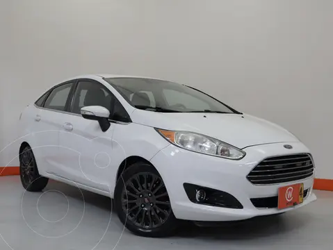 Ford Fiesta Titanium Aut usado (2014) color Blanco Oxford financiado en cuotas(cuota inicial $1.000.000 cuotas desde $1.000.000)