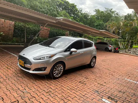Ford Fiesta Titanium usado (2018) color Plata precio $51.000.000