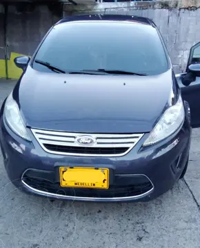 Ford Fiesta Titanium usado (2012) color Gris Nocturno precio $27.000.000