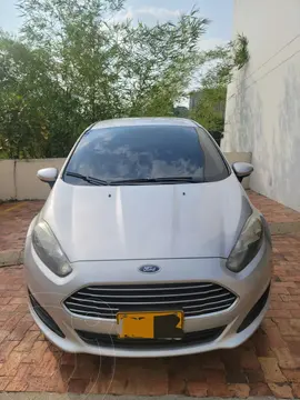 Ford Fiesta SE usado (2016) color Plata precio $37.000.000