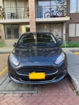 Ford Fiesta Titanium Aut usado (2017) color Gris precio $46.000.000