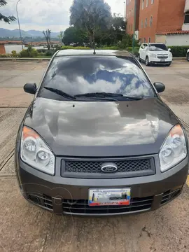 Ford Fiesta Sport usado (2009) color Gris precio u$s5.500