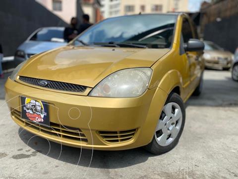 Ford Fiesta 1.6L usado (2005) color Perla Ocre precio u$s2.300