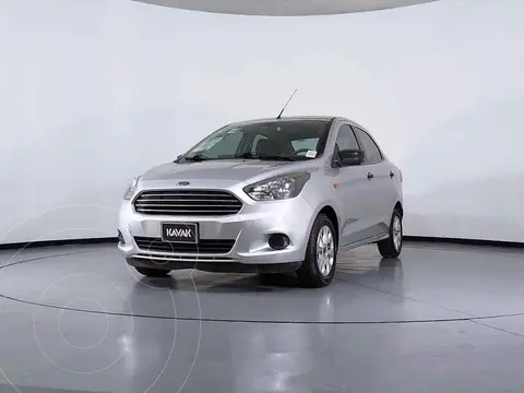 Ford Figo Sedan Energy usado (2018) color Plata precio $210,999