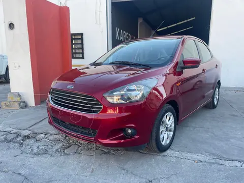 Ford Figo Sedan Titanium Aut usado (2017) color Rojo precio $173,900