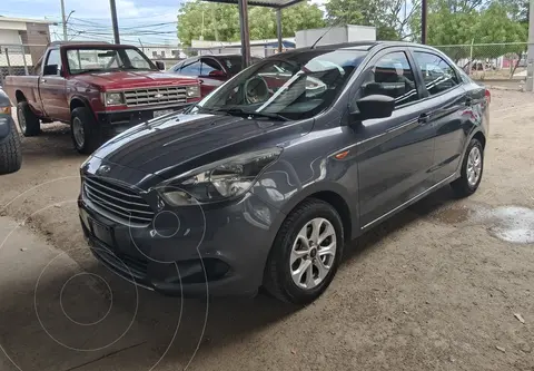 Ford Figo Sedan Energy usado (2018) color Gris Hierro precio $128,000