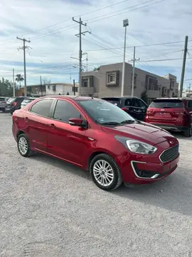 Ford Figo Sedan Titanium Aut usado (2021) color Rojo precio $260,000