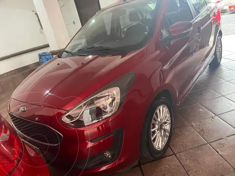 Ford Figo Sedan Energy usado (2019) color Rojo precio $190,000