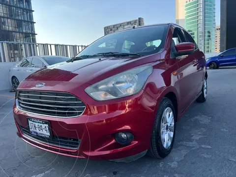 Ford Figo Sedan Titanium Aut usado (2018) color Rojo precio $229,000