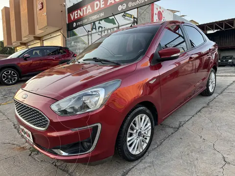 Ford Figo Sedan Titanium Aut usado (2020) color Rojo Rubi precio $189,999