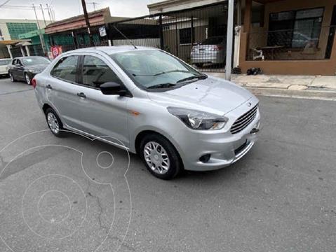 Ford Figo Sedan Impulse Aut A/A usado (2017) color Plata precio $154,000