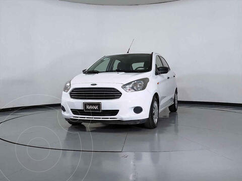 Ford Figo Sedan Impulse Aut A/A usado (2017) color Blanco precio $180,999