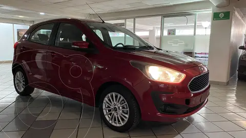 Ford Figo Sedan Energy usado (2019) color Rojo Cobrizo precio $198,000