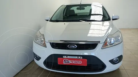 Ford Focus Exe Trend 1.6L usado (2013) color Blanco Oxford financiado en cuotas(anticipo $5.280.000 cuotas desde $165.000)