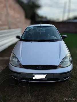 foto Ford Focus One 5P 1.6 Ambiente usado (2009) color Gris precio $8.500.000