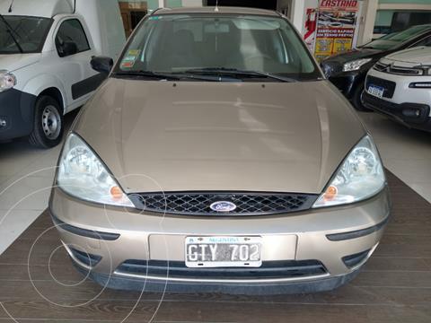 foto Ford Focus One 5P 1.6 Edge usado (2007) color Dorado precio $590.000