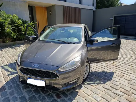 Ford Focus Sedan 2.0L SE Aut usado (2018) color Gris precio $21.000.000