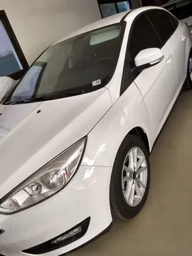 Ford Focus Sedan 1.6L S usado (2015) color Blanco precio $4.150.000