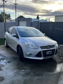 Ford Focus Sedan 2.0L SE usado (2014) color Plata precio $16.000.000