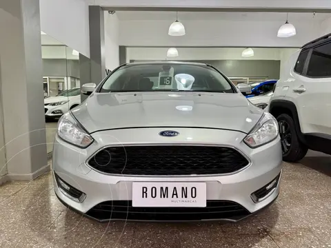Ford Focus Sedan 2.0L SE Plus Aut usado (2016) color Gris Mercurio precio $18.500.000