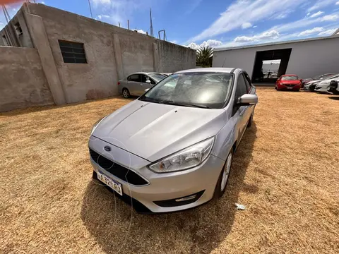 Ford Focus Sedan 1.6L S usado (2016) color Plata precio $16.900.000