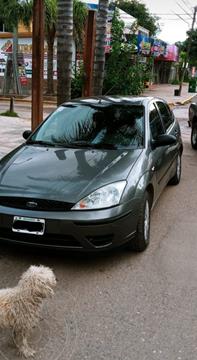 foto Ford Focus Sedán 1.6L Ambiente usado (2008) color Verde precio $670.000