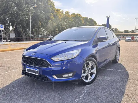Ford Focus 5P 2.0L SE Plus usado (2017) color Azul Aurora precio u$s15.500