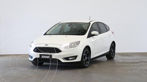 foto Ford Focus 5P 2.0L SE usado (2017) color Blanco Oxford precio $1.800.000