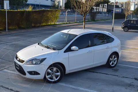Ford Focus 5P 1.6L Trend usado (2011) color Blanco precio $11.900.000