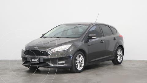foto Ford Focus 5P 1.6L S usado (2016) color Gris precio $1.600.000